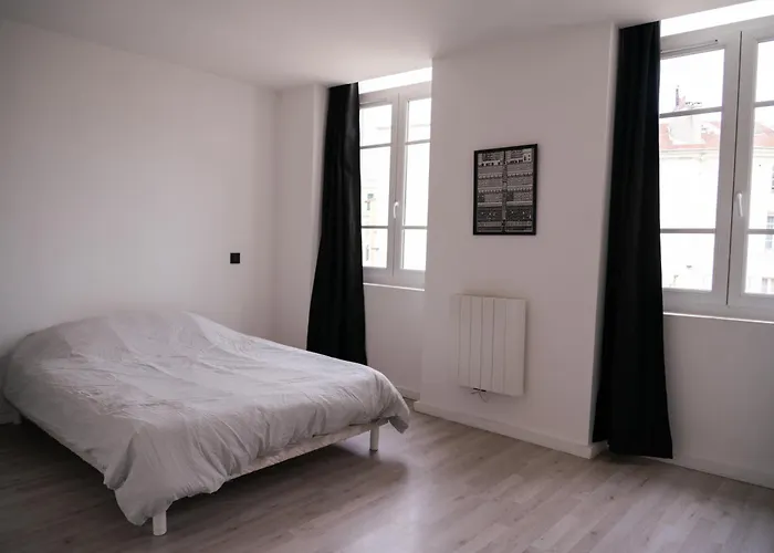 Lumineux & Moderne Au Coeur De